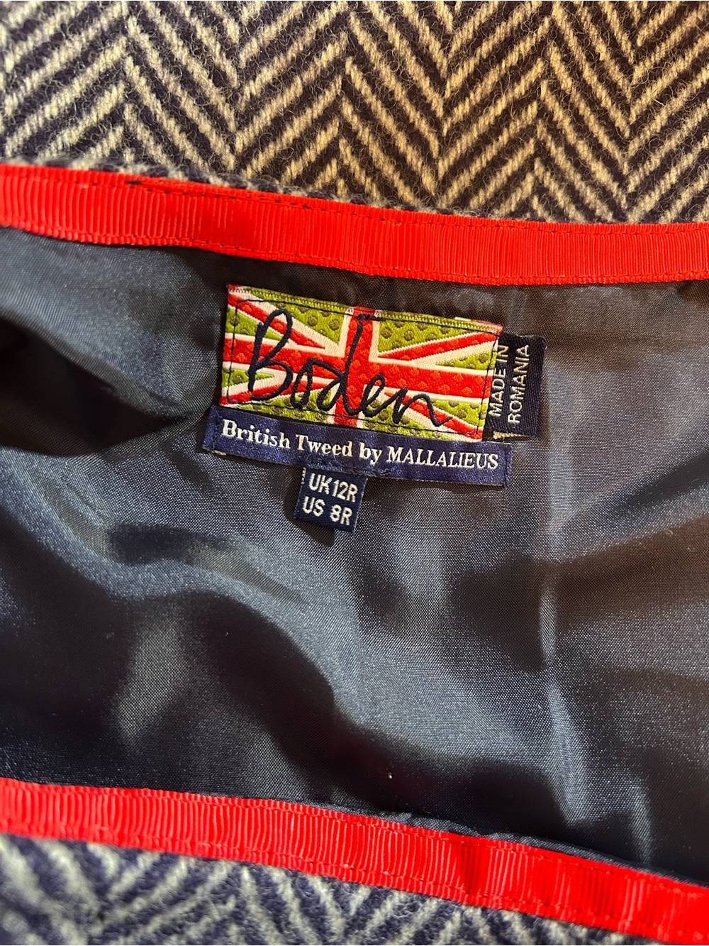 Like New Boden British Tweed Mallalieus Skirt - Sz 8 - Picture 7 of 8
